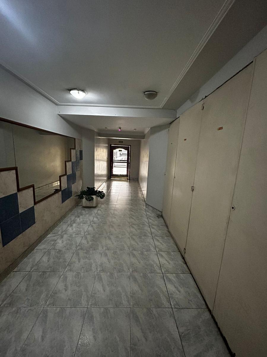 Departamento en  venta 2 dormitorios + escritorio en Salta al 400