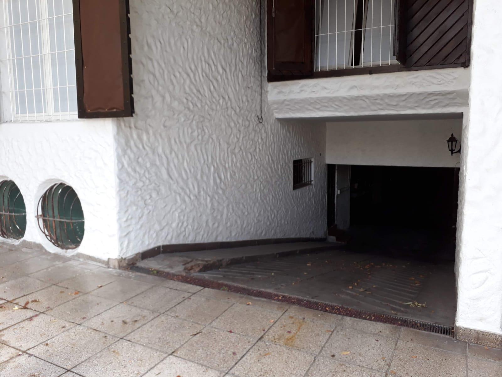 Venta de Cochera en edificio PH barrio los troncos Mar del PLata