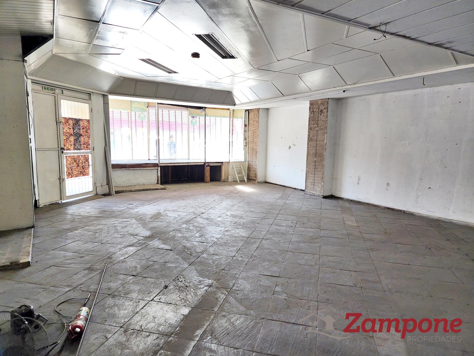 Venta Local Comercial con vivienda en Ciudadela