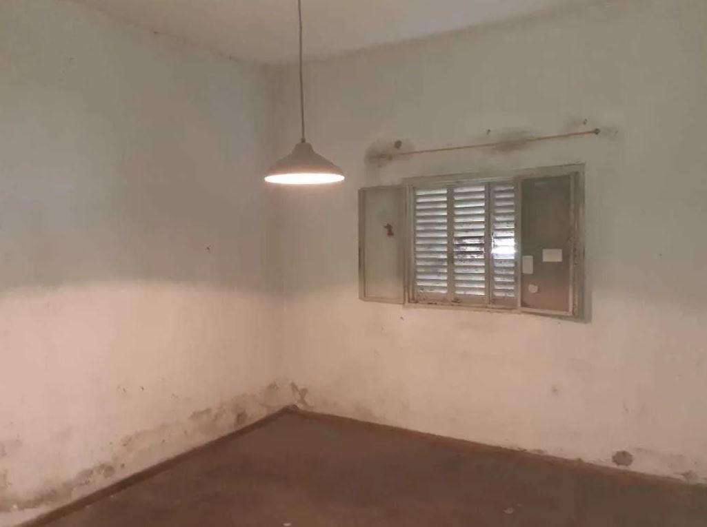 Casa a refaccionar en venta - 2 dormitorios 1 baño - 300mts2 - La Plata