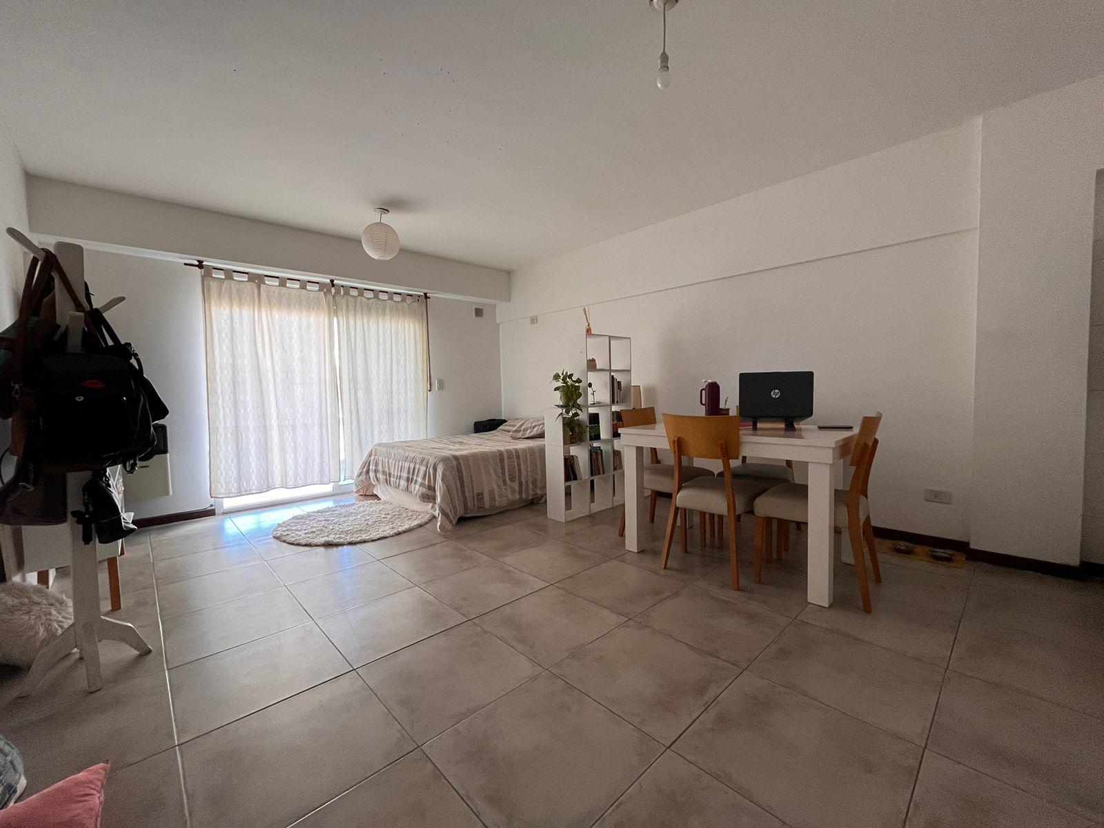 VENTA - Monoambiente 31 m2 - Centro, Rosario.