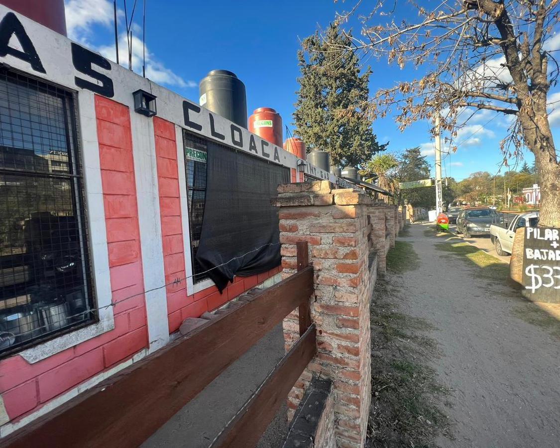 LOC. COMERCIAL 70Mts de frente sobre R 38,Cosquin + casa  gran terreno ref:1874