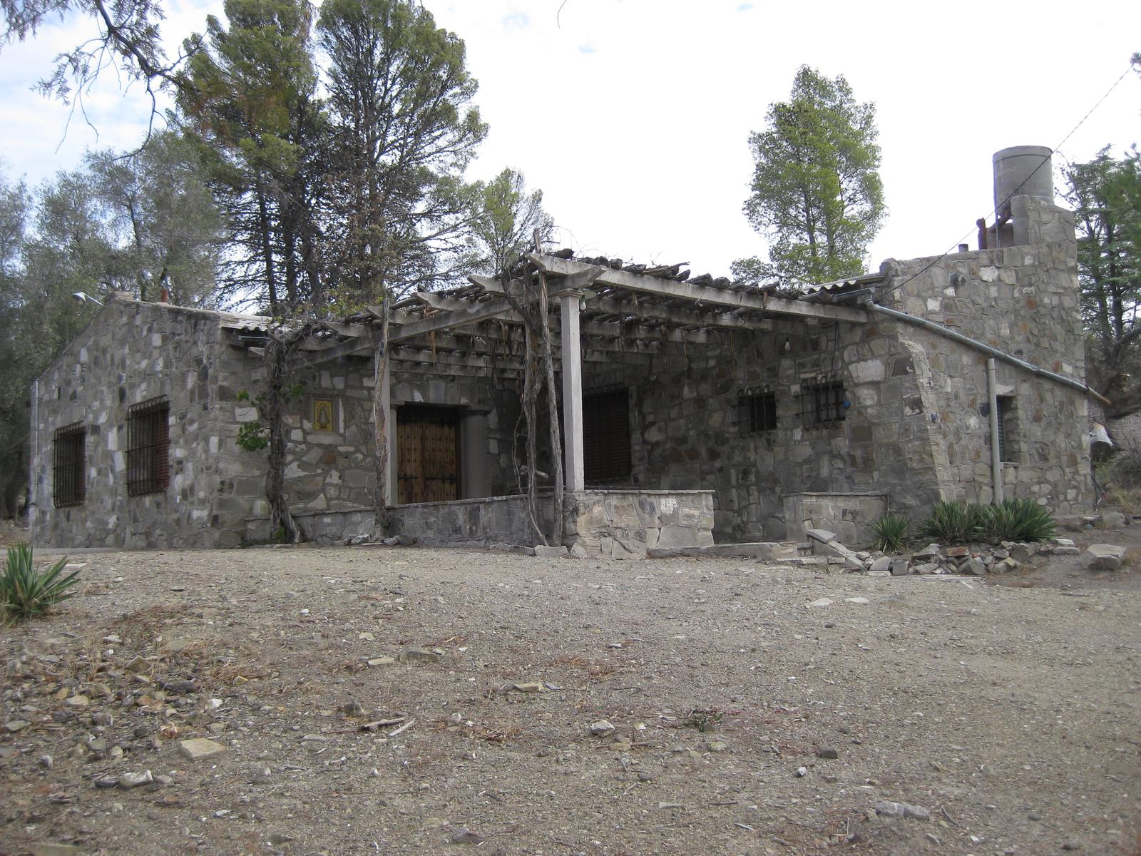 Campo con histórica casa  en Valcheta