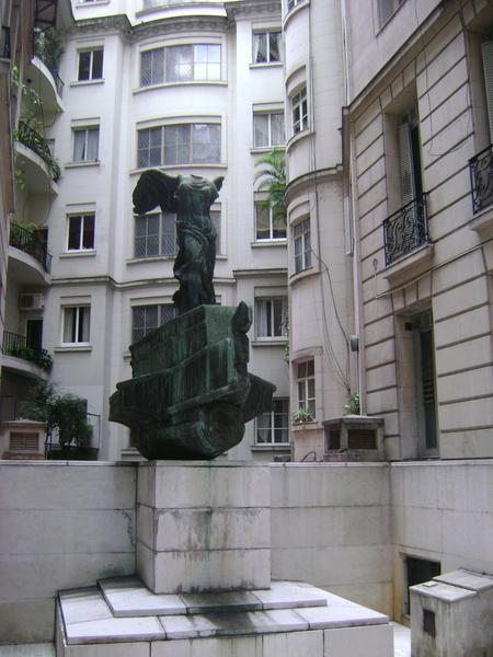 Recoleta Palacio Estrougamou