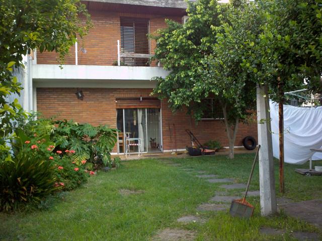 Moron 5 amb Casa en venta