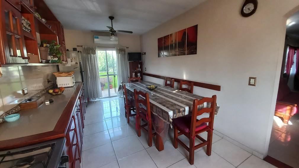 VENTA 2 CASAS 4 Y 3 AMBIENTES - JOSE C PAZ