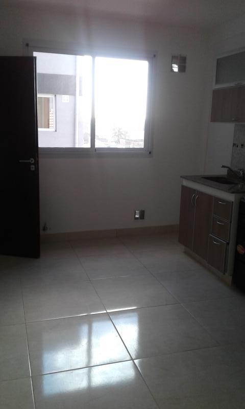 VENTA DEPARTAMENTO 2 AMB 29 M2 BALCON VALENTIN ALSINA LANUS