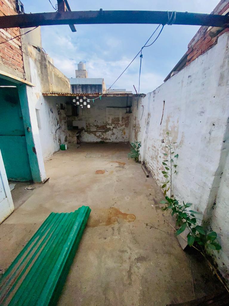 Vendo casa en barrio Los Paraisos