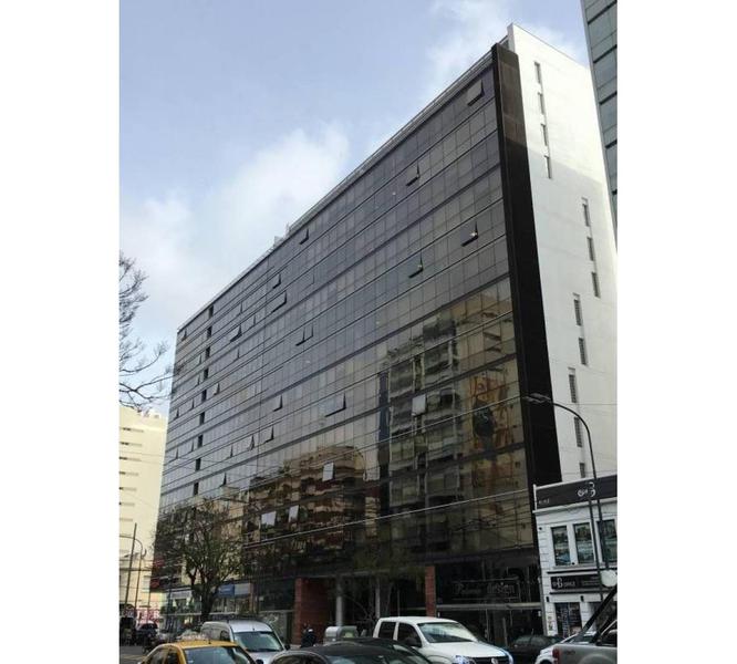 Venta Excelente Oficina Corporativa - 210 m2 con 2 coch