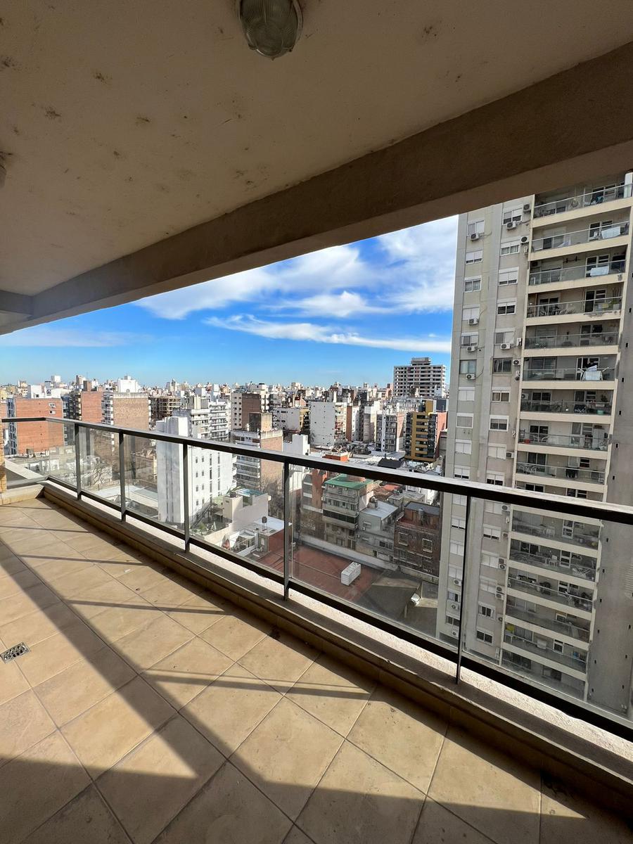 OPORTUNIDAD Hermoso Depto. 1 Dormitorio Barrio Martin con vista parcial al rio.