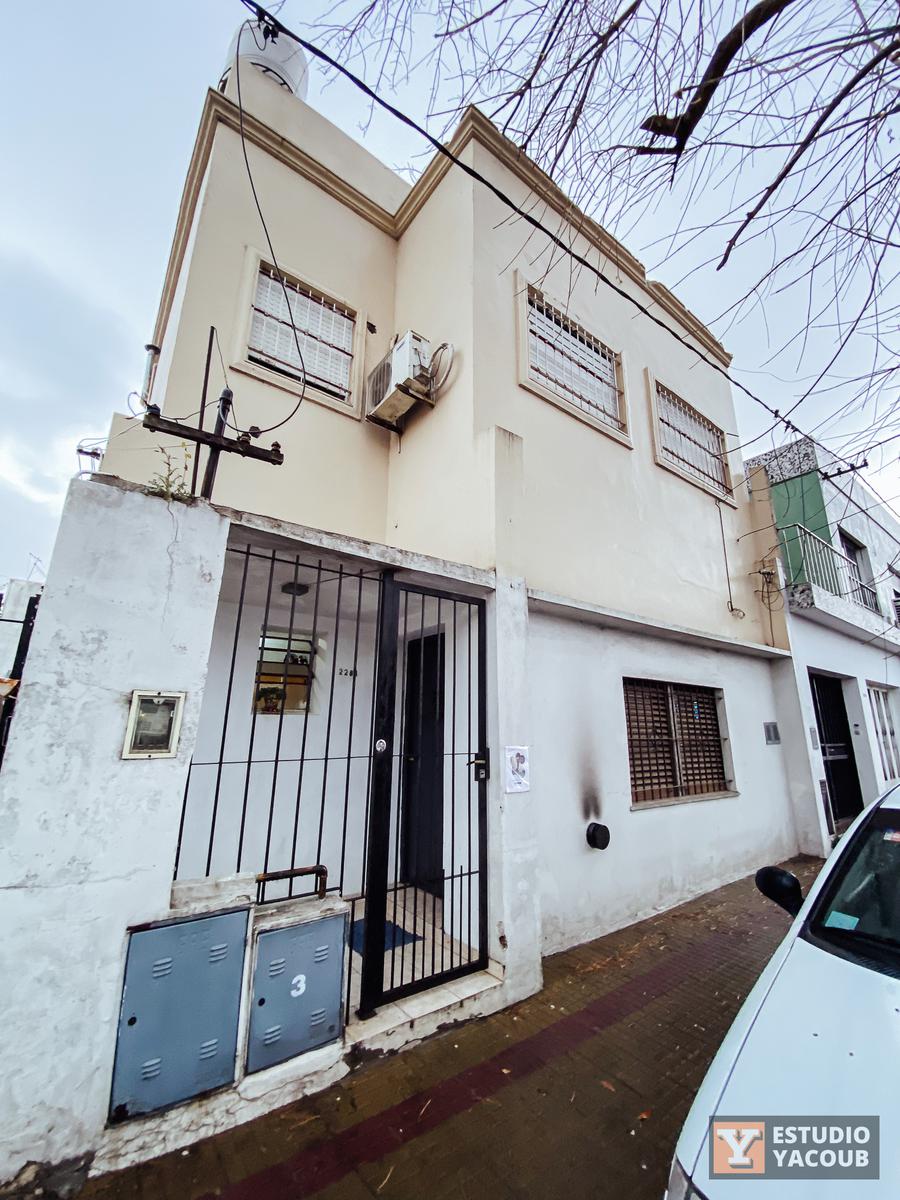 Casa en venta - 2 dormitorios 1 baño - 112mts2 - Altos de San Lorenzo, La Plata