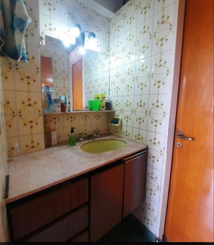 VENTA DE CASA 4 AMBIENTES