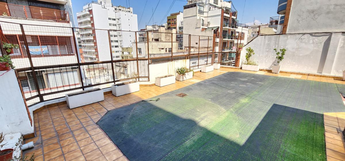 ALQUILER DEPARTAMENTO 4 AMBIENTES CON TERRAZA PROPIA Y COCHERA EN CABALLITO