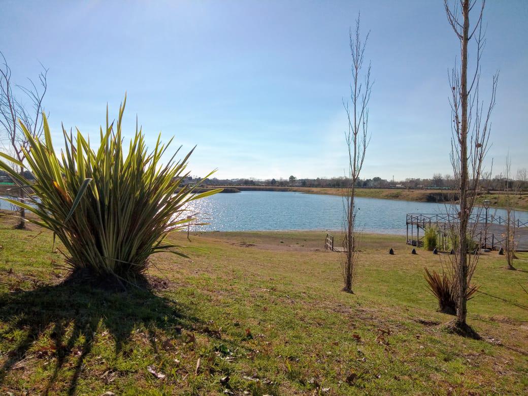 Lote interno en Barrio Los Juncos, Luján