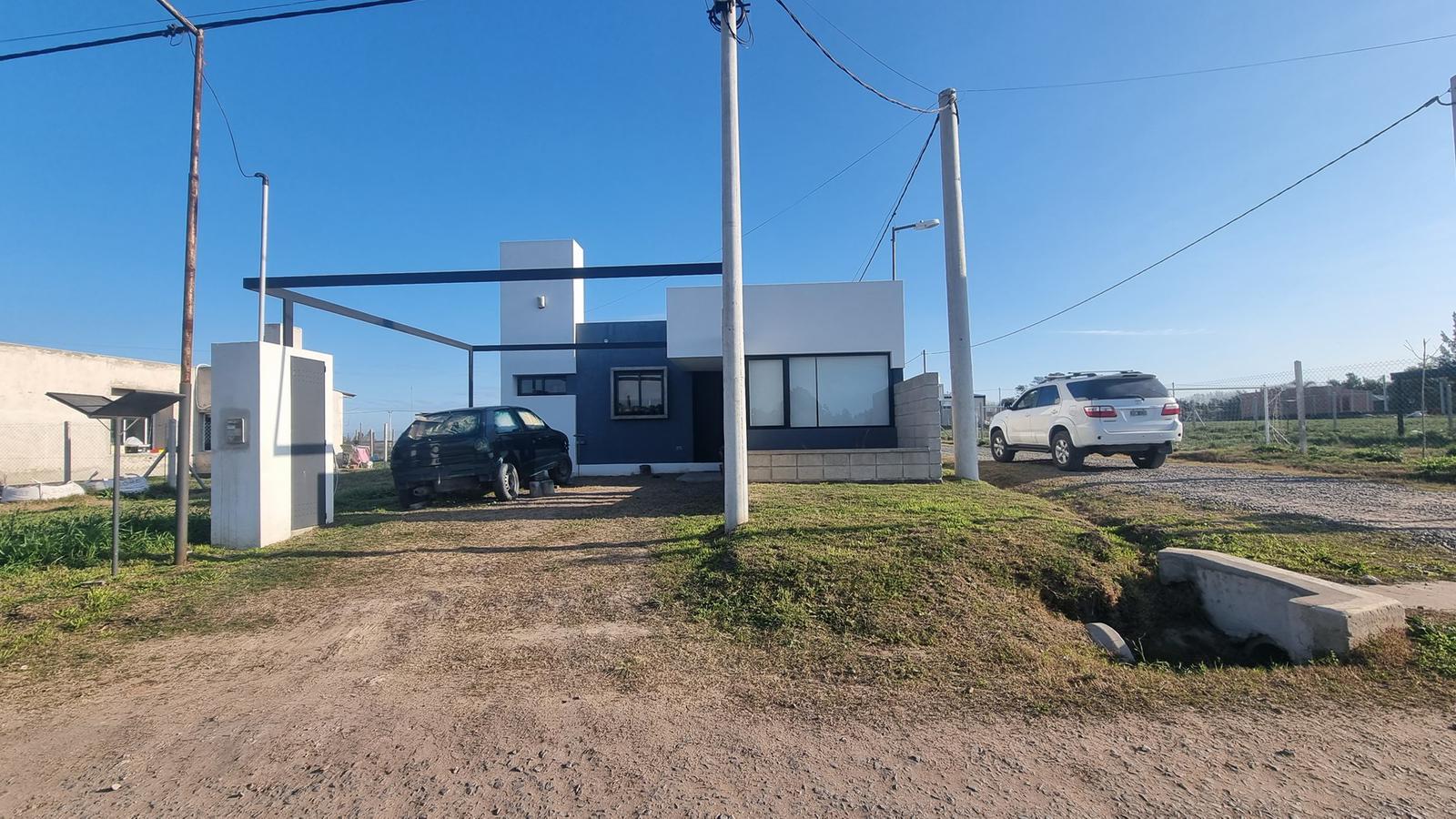 Casa en  venta  3 dormitorios   parque Sicardi