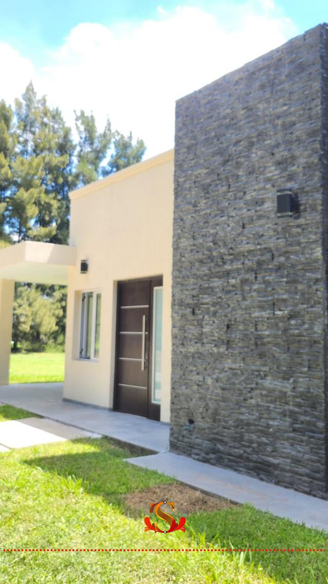 Casa en Venta, Canning, Lares. 180 m2 cub. 4 amb.