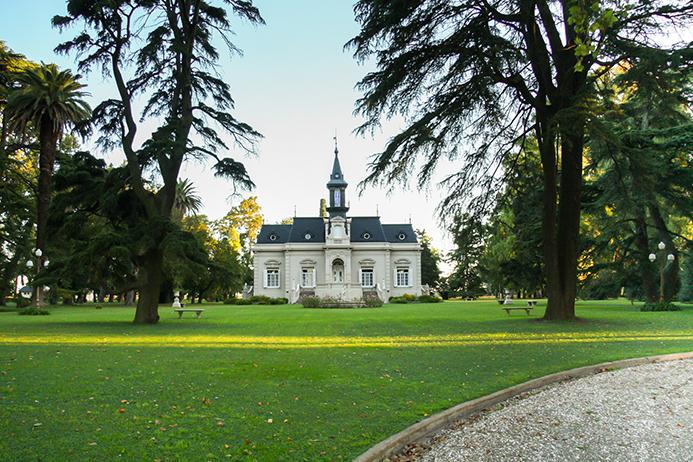 ESTANCIA LA FORTUNA - PALACIO DE LAS PAMPAS