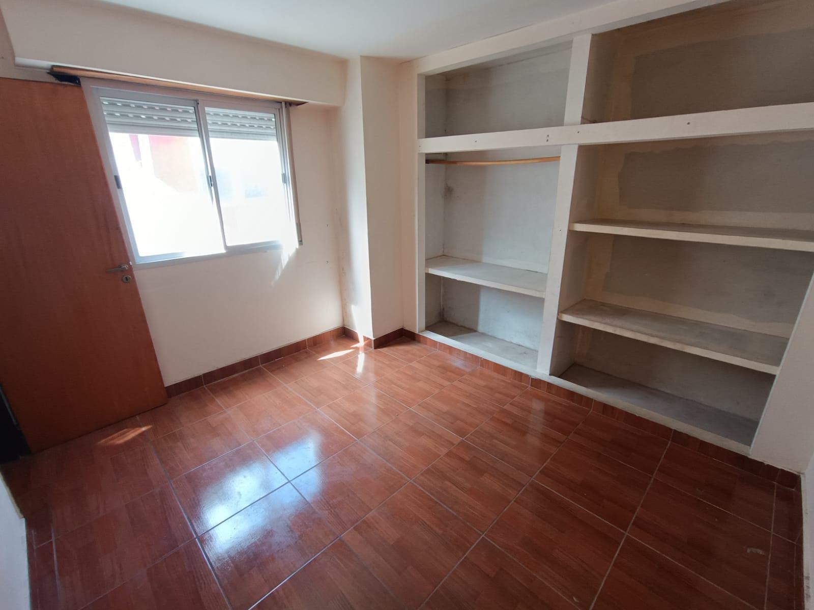 Venta - PH - 3 Ambientes - Duplex - Patio - Caseros - Sin Expensas - Permuta