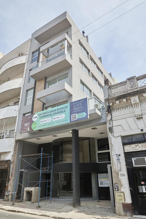 Local comercial al frente en San Telmo Financiacion Propia a estrenar bajas expensas.