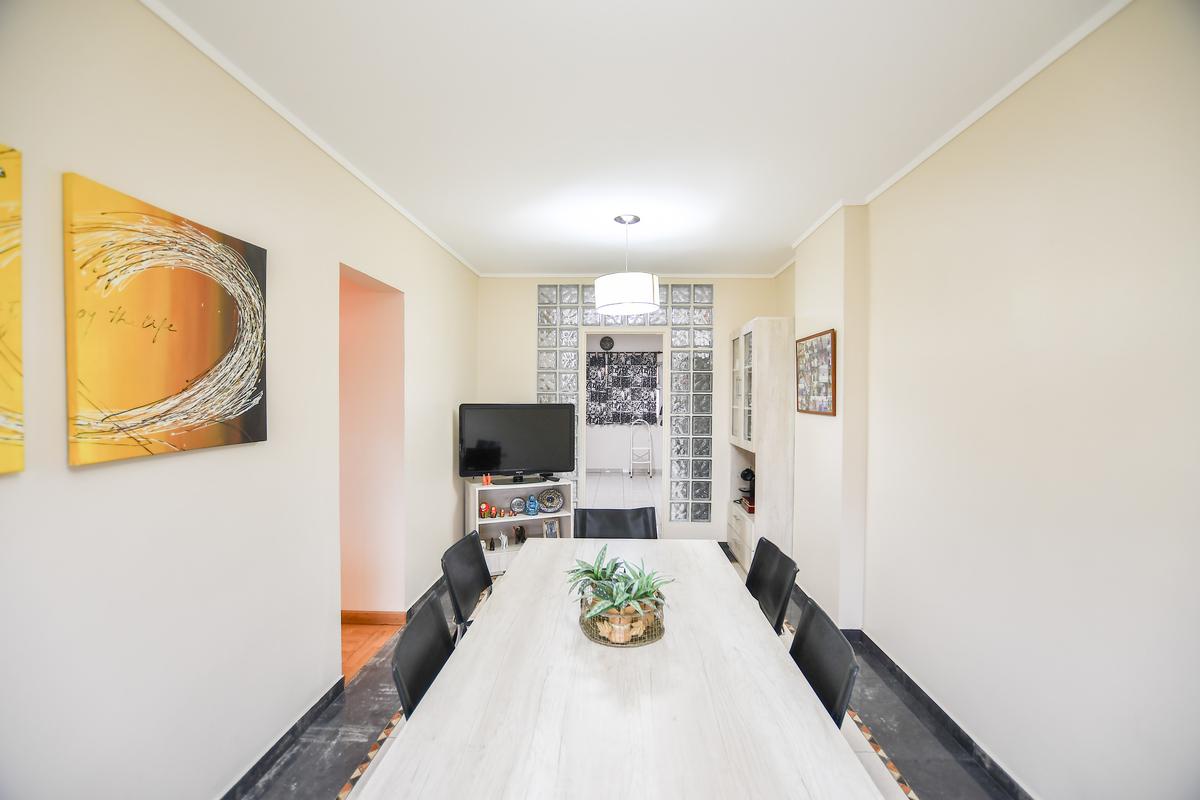 Piso de categoría en venta, La Plata