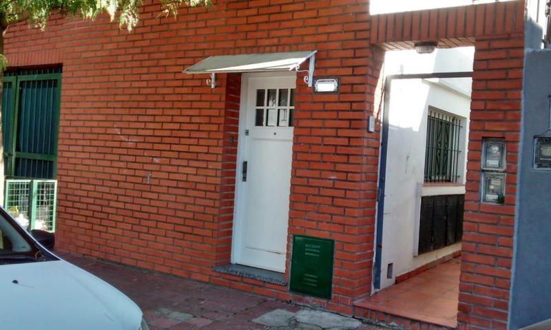 PH  2 Dorm y garage  83m2 cubiertos, entrada independiente, patio 5 m2