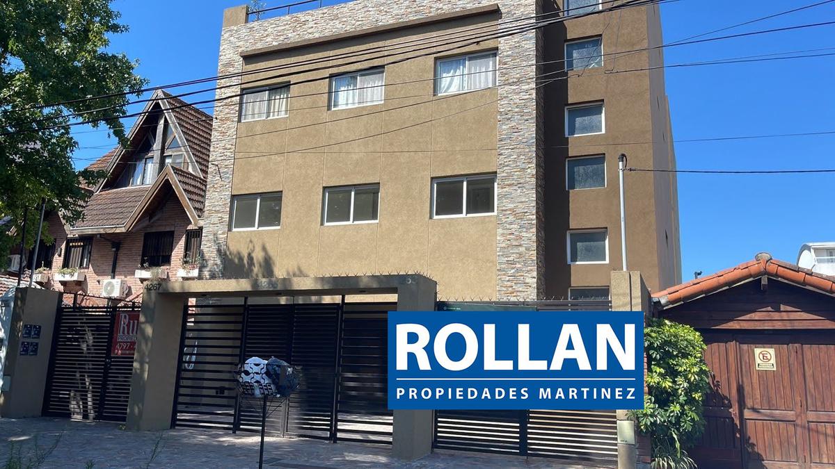 Venta departamento 2 amb  con cochera en Olivos