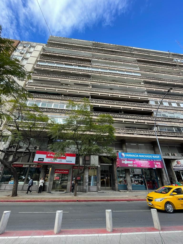 Venta - Centro - Edificio T.Y.T.A - 3 Dormitorios - Frente