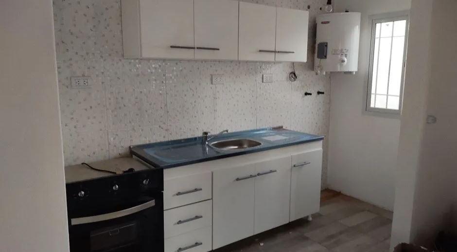 Casa venta - 2 dormitorios 1 baño - 150mts2 totales - Pergamino