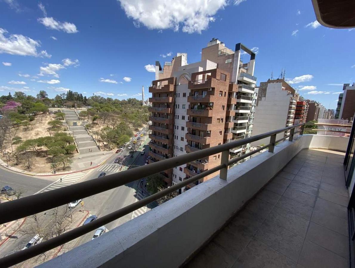 ESPECTACULAR DUPLEX VISTA AL PARQUE SARMIENTO - NVA CBA