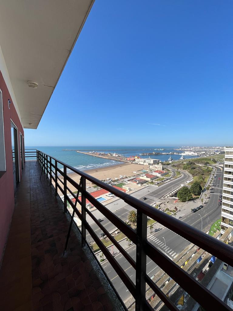 Departamento de 3 ambientes en alquiler temporal - Playa Grande