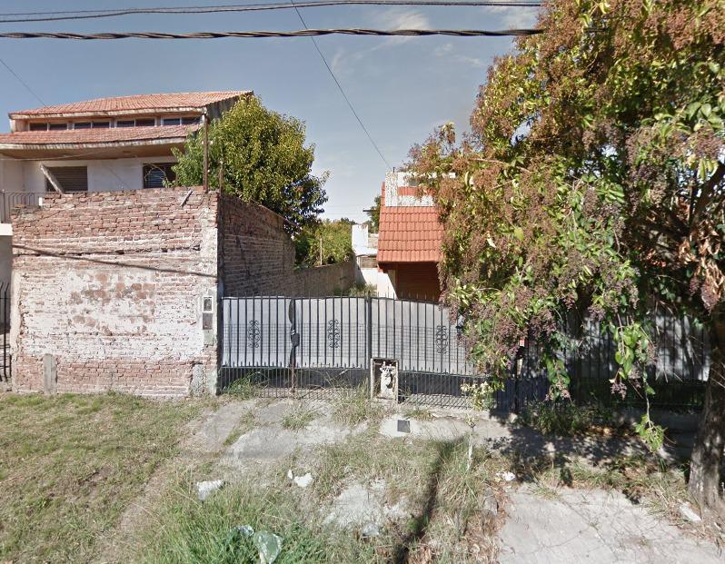 Terreno en venta - 3 dormitorios 1 baño - 100mts2 - Monte Chingolo