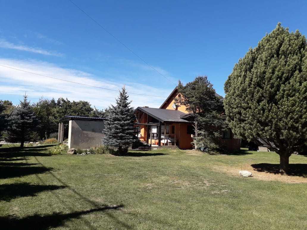 Casa en venta - 3 dormitorios - 1 baño - 107mts2 - Bariloche