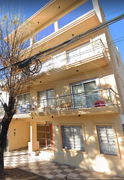 Departamento en venta - 2 dormitorios 1 baño - 71mts2 - Lomas De Zamora