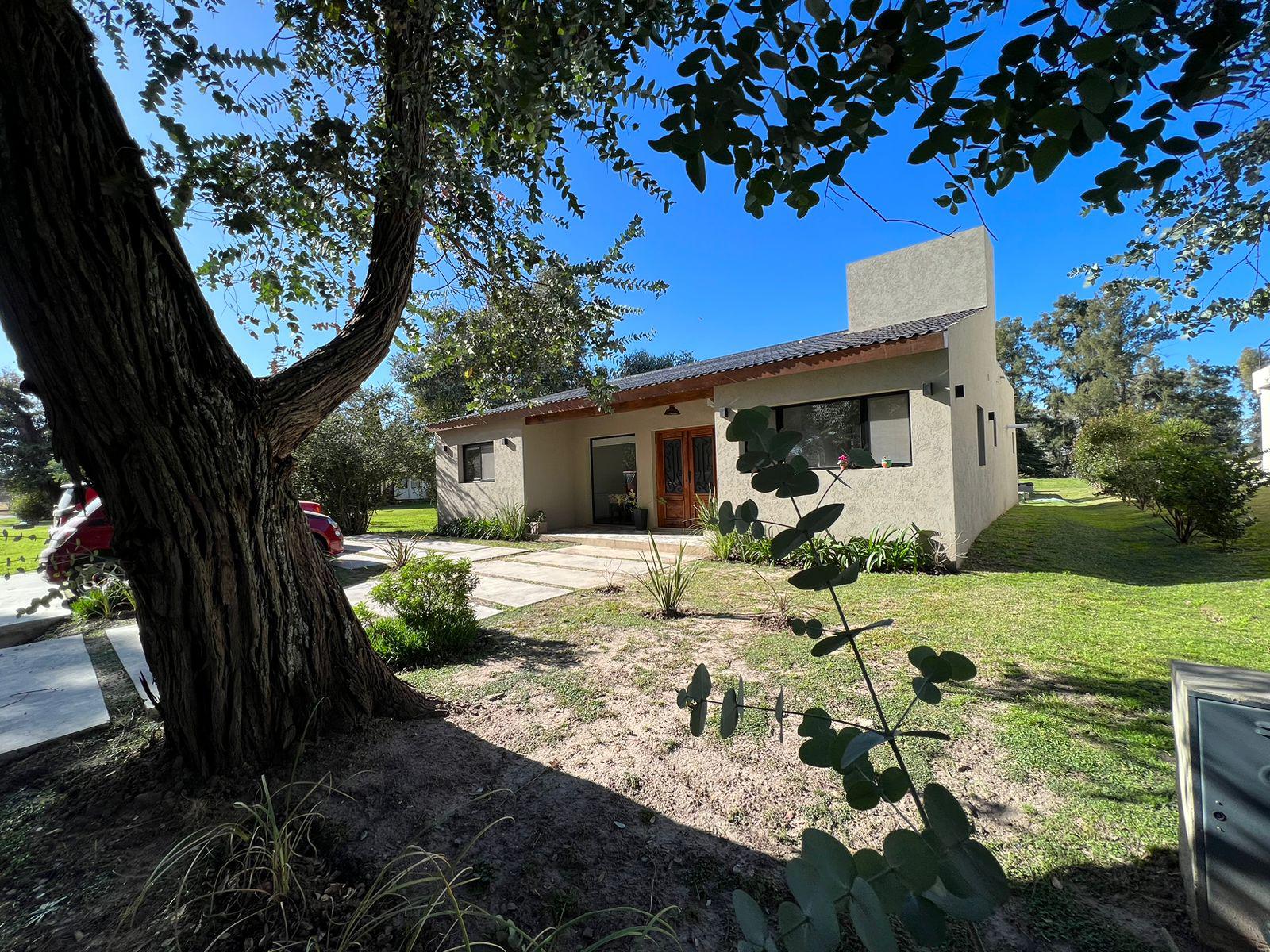 CASA EN VENTA EN COUNTRY LAS PRADERAS