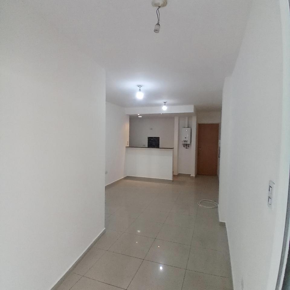 Departamento en  VENTA DESOCUPADO Y CON ESCRITURA