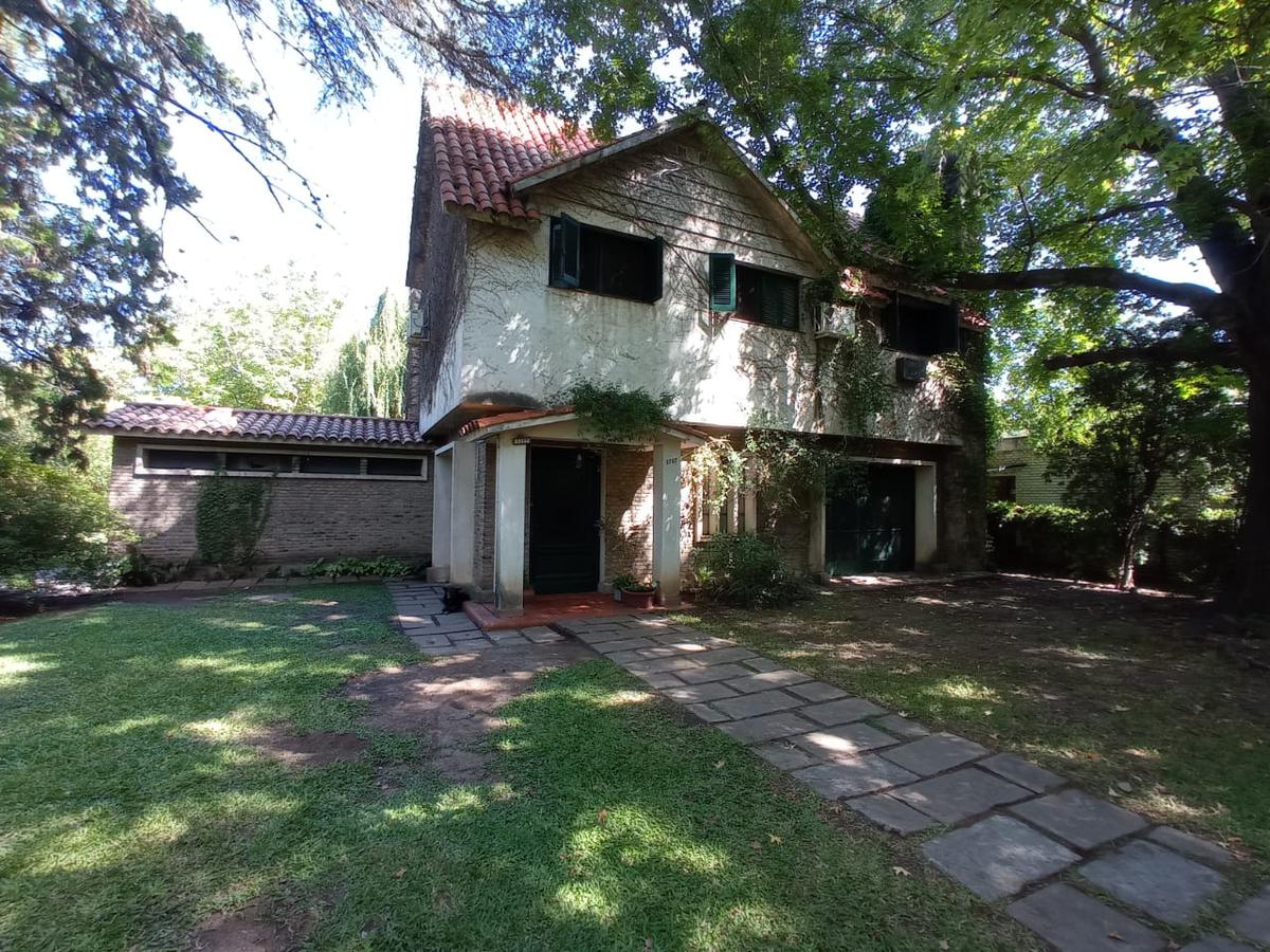 VENTA Tradicional Casa en la mejor zona de Fisherton