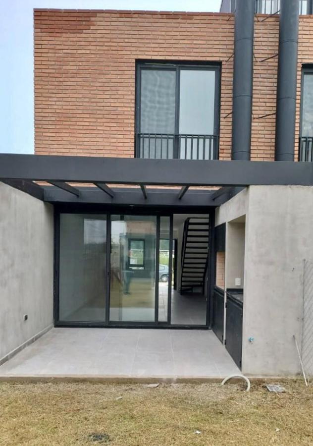 Departamento Dúplex  en Venta en Santa Ana Joven, Benavidez, Tigre