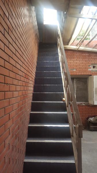 Casa en VENTA  - Dos Dormitorios con cochera-  Rosario