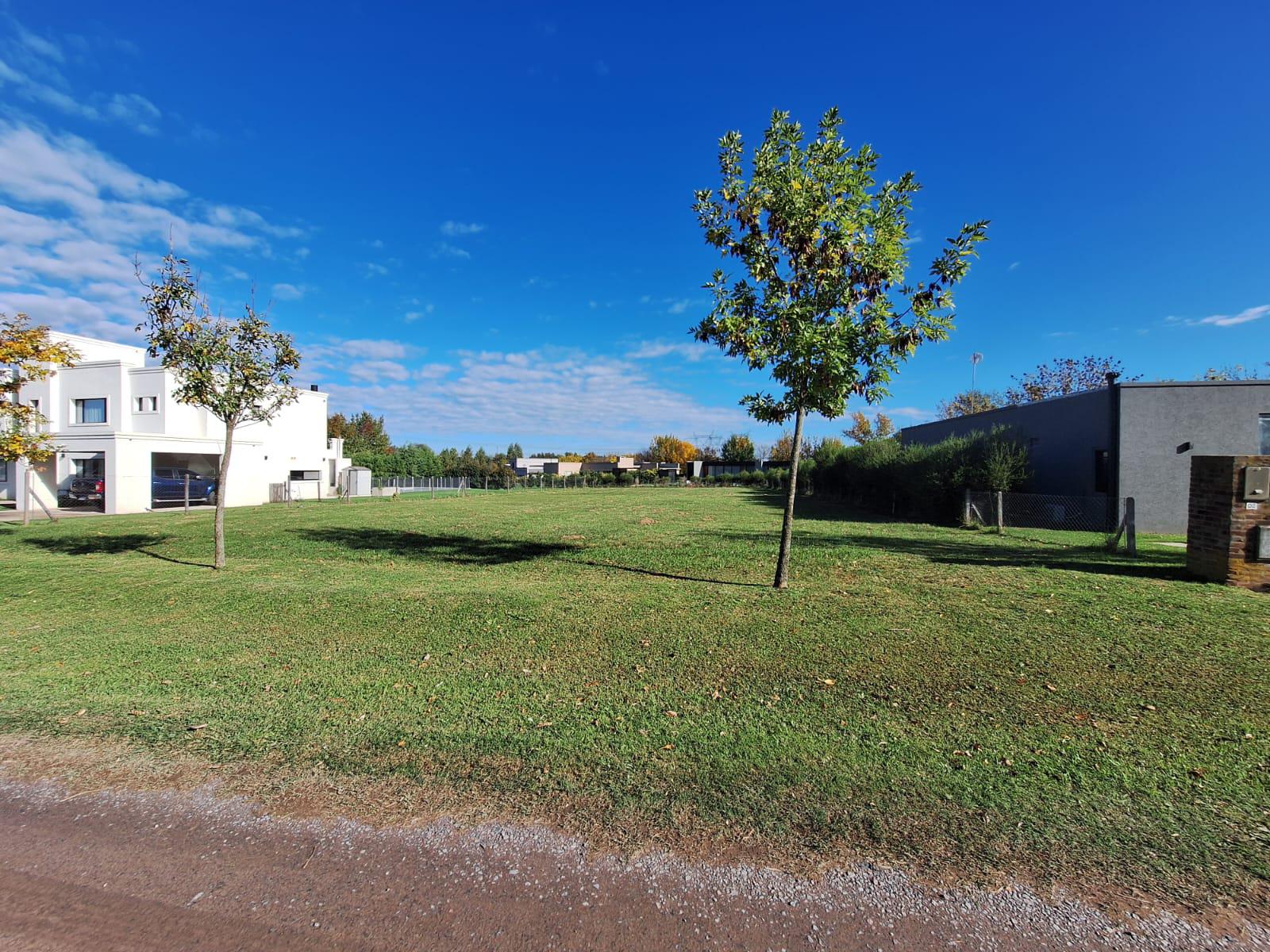 RBS. En venta hermoso lote interno en Altos de Manzanares