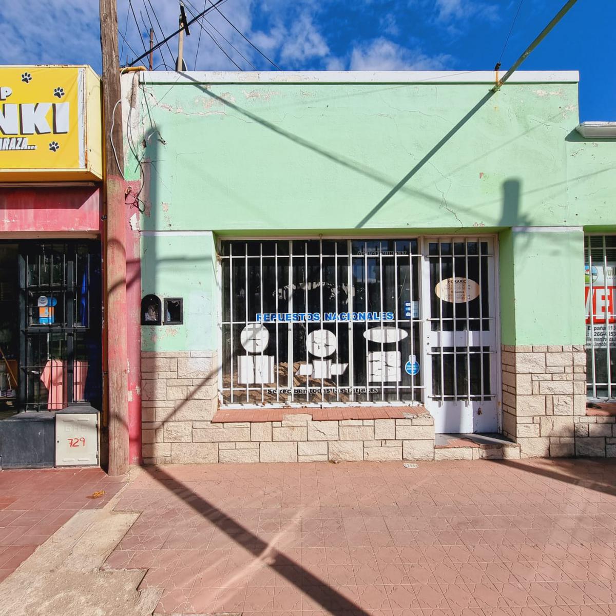 Venta. Local Comercial. San Luis, Av. Lafinur N°737