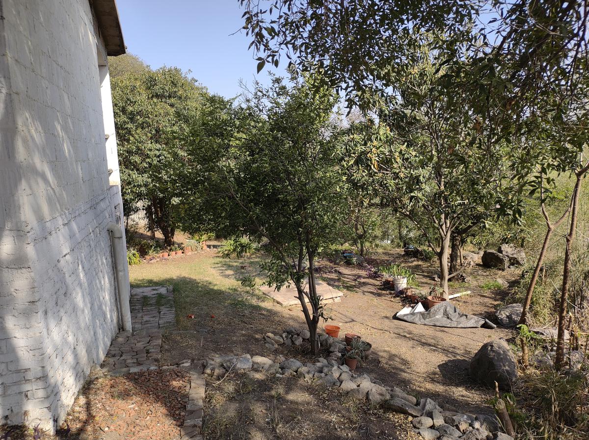 CASA EN RÍO CEBALLOS, a 300 mts rotonda de ingreso . 3 dormitorios en 1 planta.