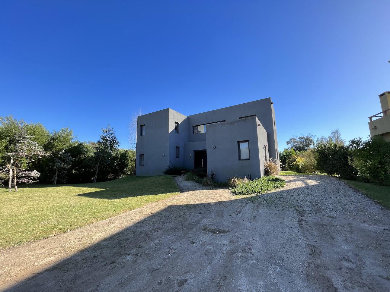 Casa en  Venta - Golf II Lote 416 - Costa Esmeralda