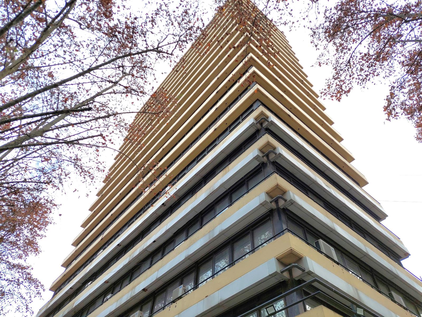 Edificio Comercial en San Telmo frente a Puerto Madero