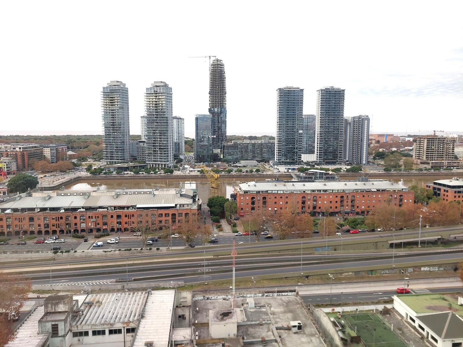 Edificio Comercial en San Telmo frente a Puerto Madero