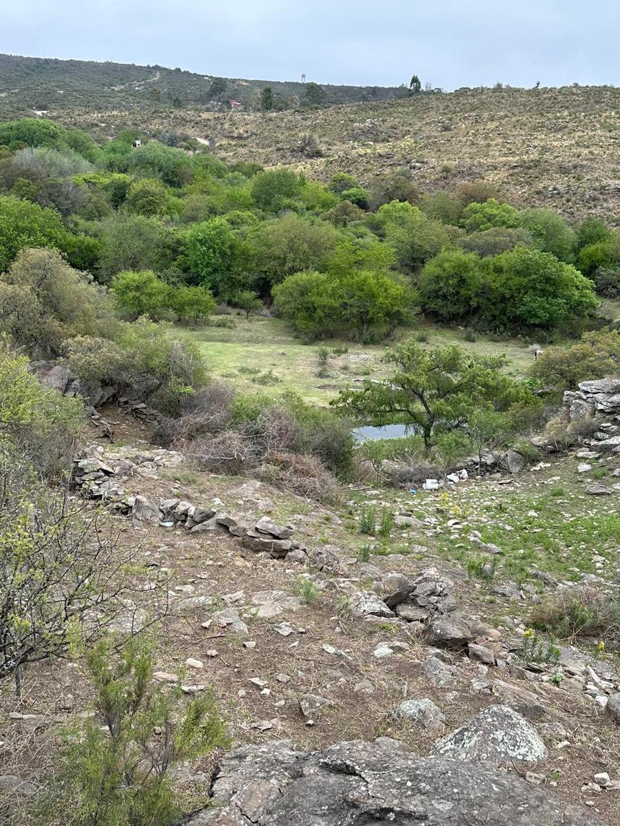 TERRENO CON COSTA DE RIO