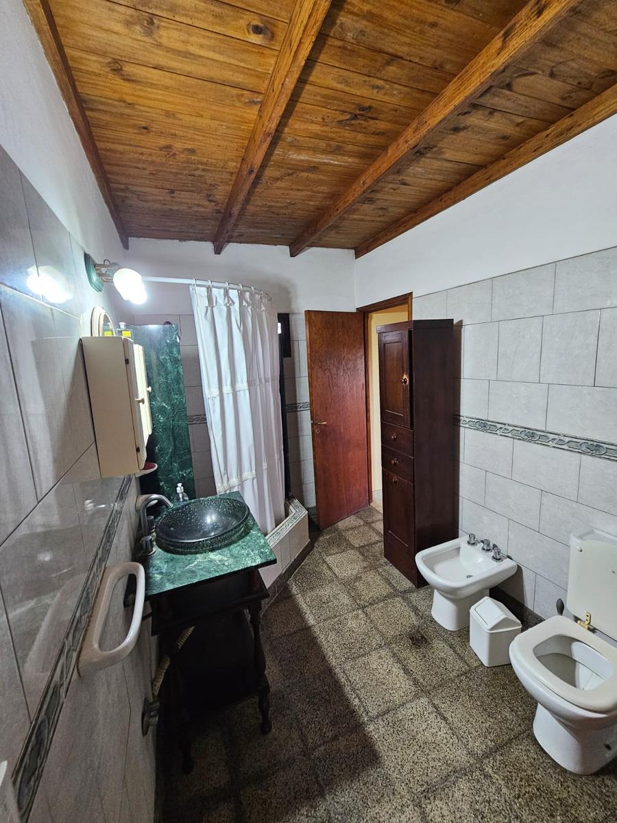 Casa en Balneario Mar De Cobo en venta con permuta.