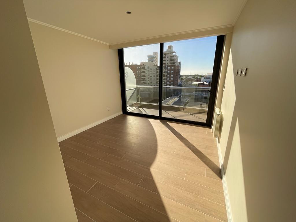 Departamento en venta de 1 dormitorio c/ cochera en Chauvín