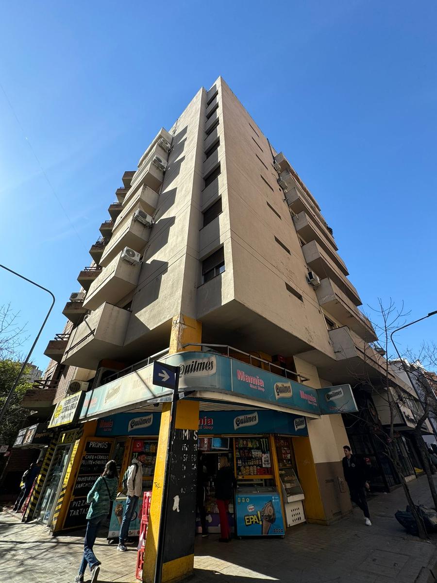 Nueva cba zona plaza España 1 dorm con balcon frente