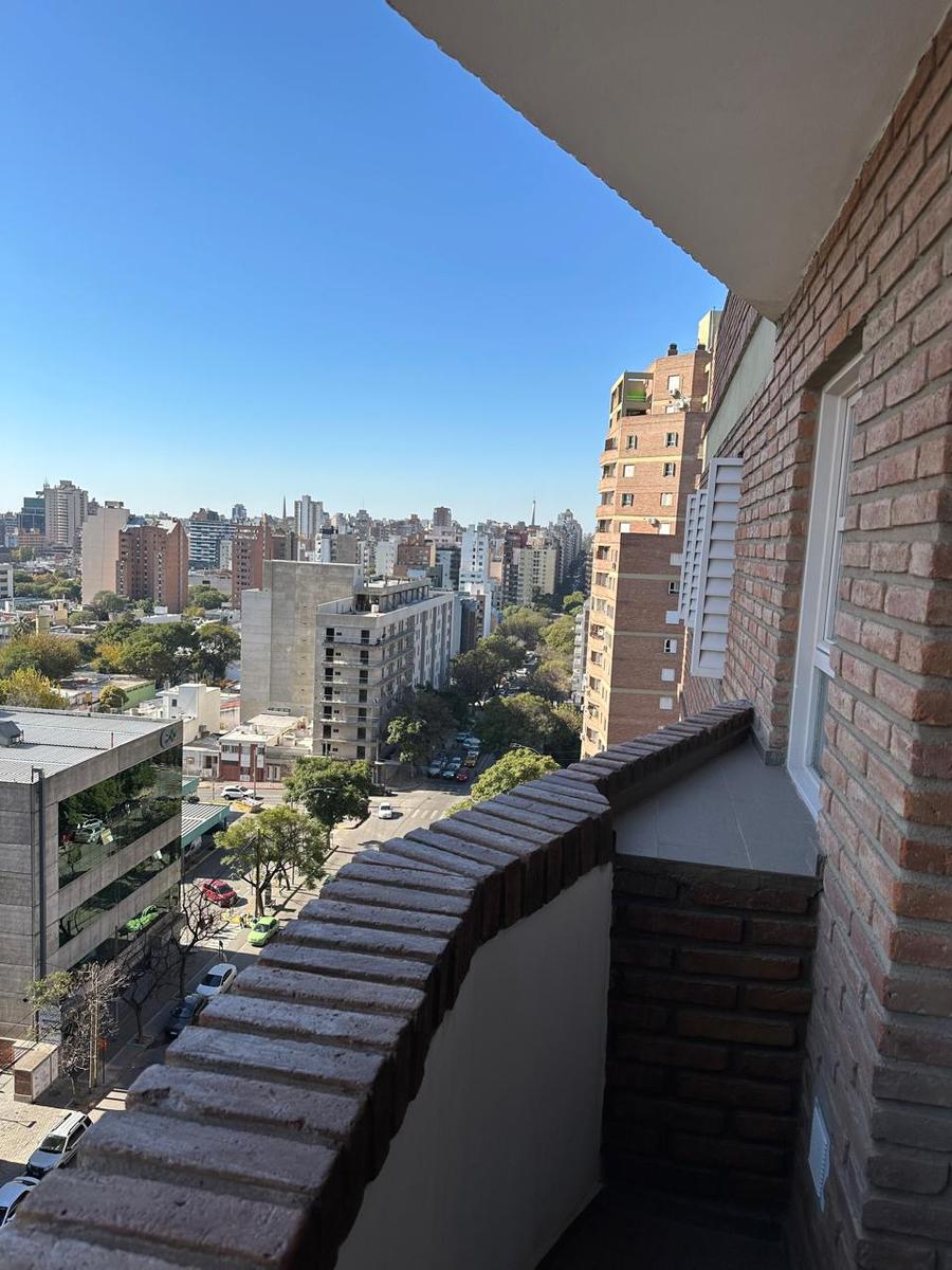 CASNEM vende Departamento 3 Dormitorios, 2 baños con cochera y baulera