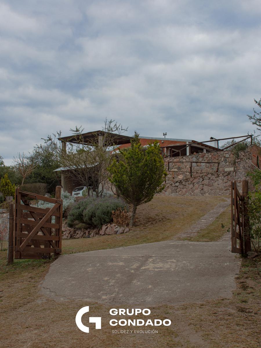 Casa en venta! Ubicada en Las Vertientes de La Granja!